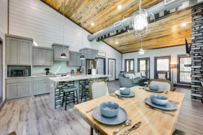 Near New Casino Broken Bow Cabin with Hot Tub